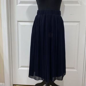 Zara Black Pleated Skirt